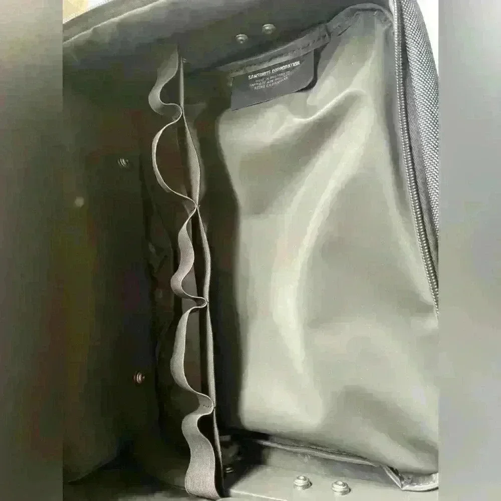 Samsonite Carry On Overnight Shoulder Bag Travel Duffle Luggage Bag Gray EUC